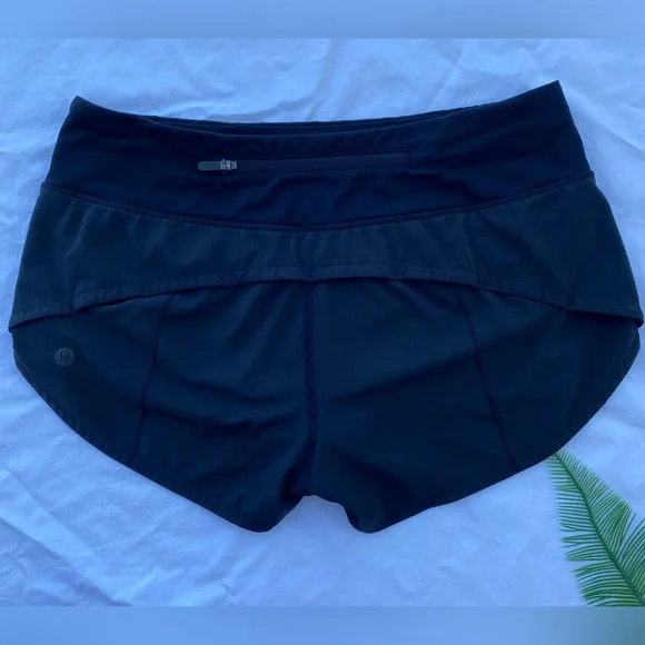 Lululemon Women’s Run Speed—Size 4 - Picture 2 of 7